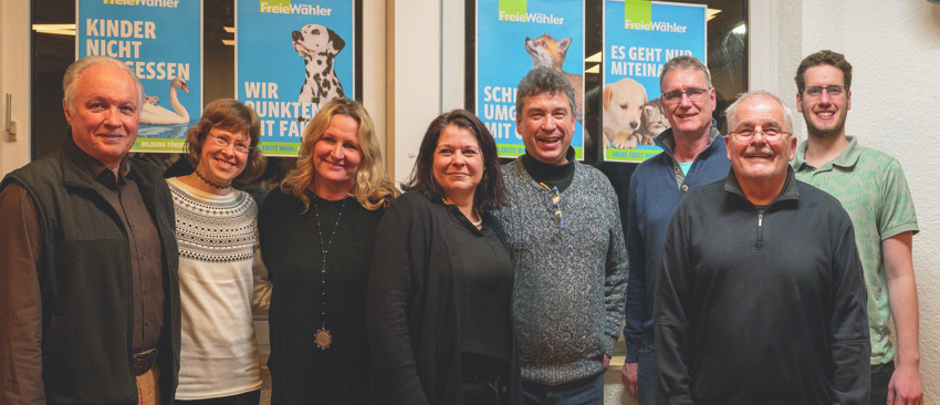 Der Vorstand 2024 der Freien Wähler Geislingen e.V. | v.l. Uli Sihler, Ingrid Döbler. Bettina Maschke, Kerstin Jöhren, Oliver Schendzielorz, Dr. Stephan Schweizer, Walter Sperr, Simon Schweizer Image